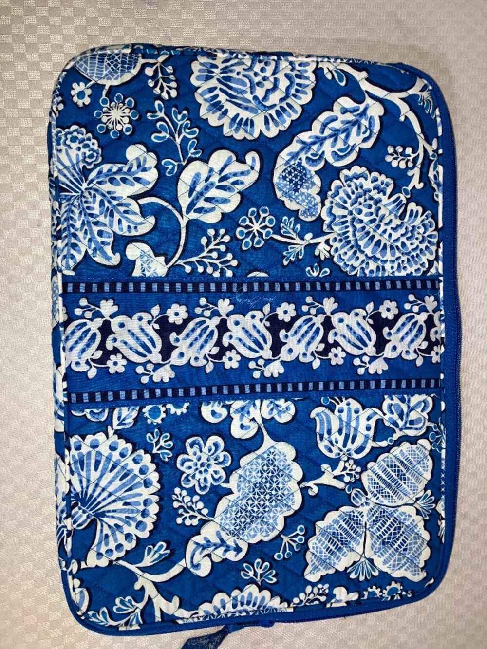 NWT Vera Bradley Laptop Case Sleeve Unisex Blue Lagoon Floral Quilted Zip Around